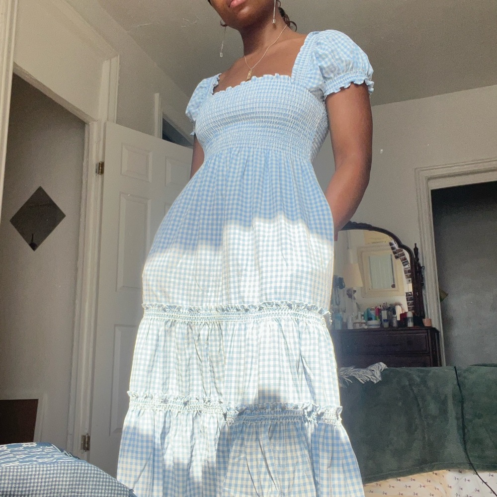 Elegant Blue Gingham Midi Dress